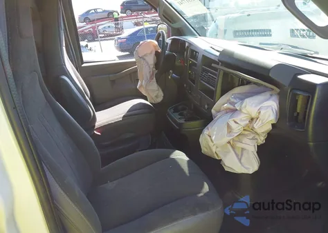 2020 GMC Savana Cargo Rwd 2500 Regular Wheelbase Work Van z USA, uszkodzony, nr VIN 1GTW7AFG3L1224281